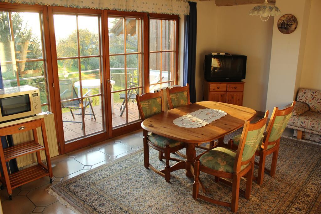 Bodenseegaestehaus Uhldingen-Muehlhofen Room photo